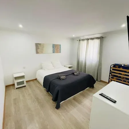 Soares Village Ii * Amoreira (Leiria)